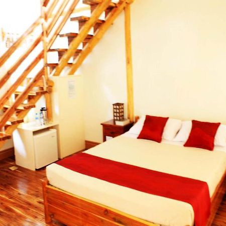 Palo Alto Bed & Breakfast Puerto Princesa Phòng bức ảnh